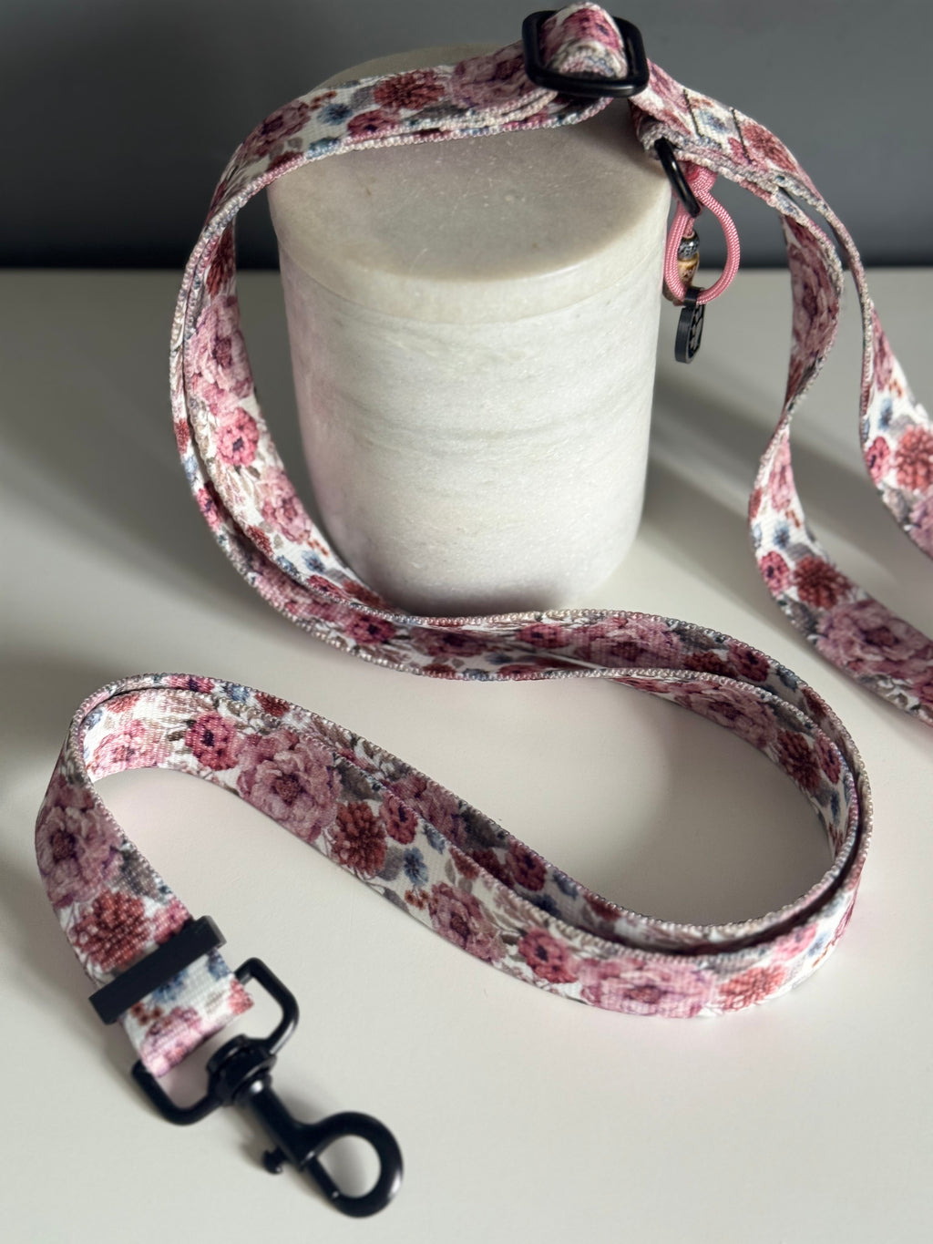 ReadyForAdjust | Adjustable leash | Meadow