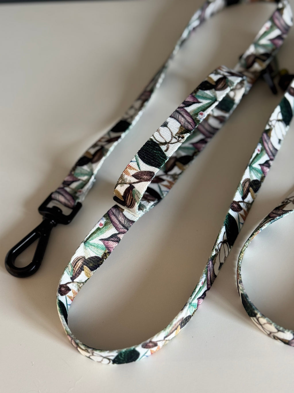 ReadyForHandsFree | Multifunctional Leash | Banana Tree