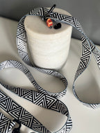 ReadyForWalk | Traditional Leash | Black&White