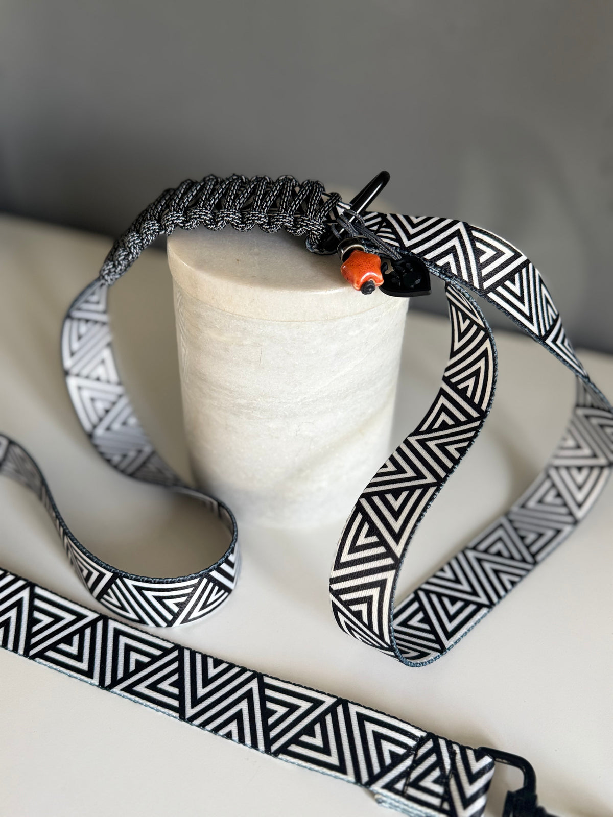 ReadyForWalk | Reflective leash | Black&White