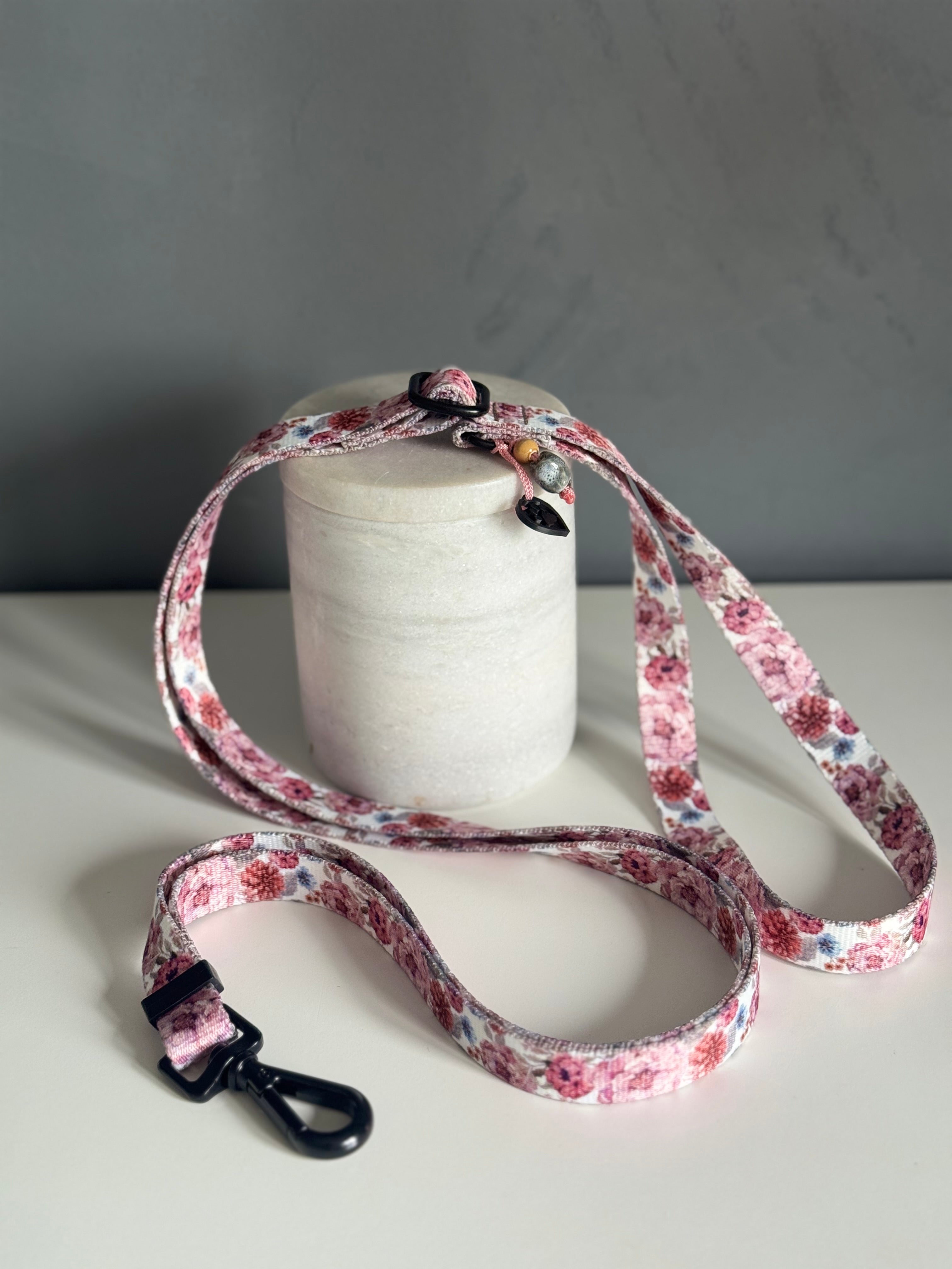 ReadyForAdjust | Adjustable leash | Meadow