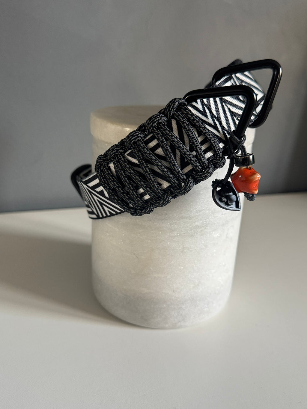 ReadyForBuckle | Reflective Collar | Black&White