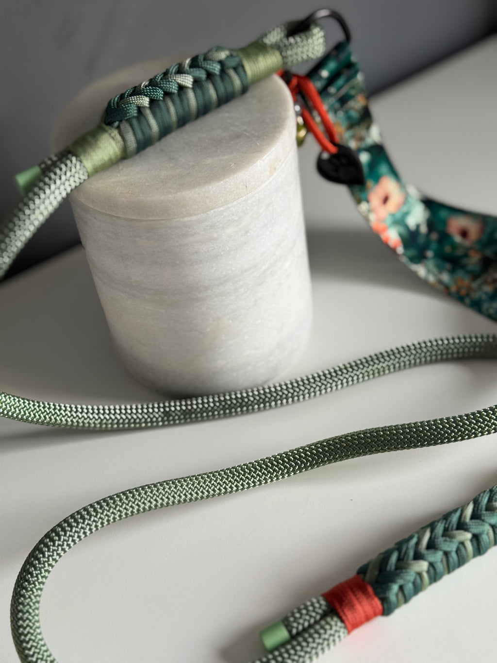 ReadyForFusion | Leash | Rope10 | Green Meadow I