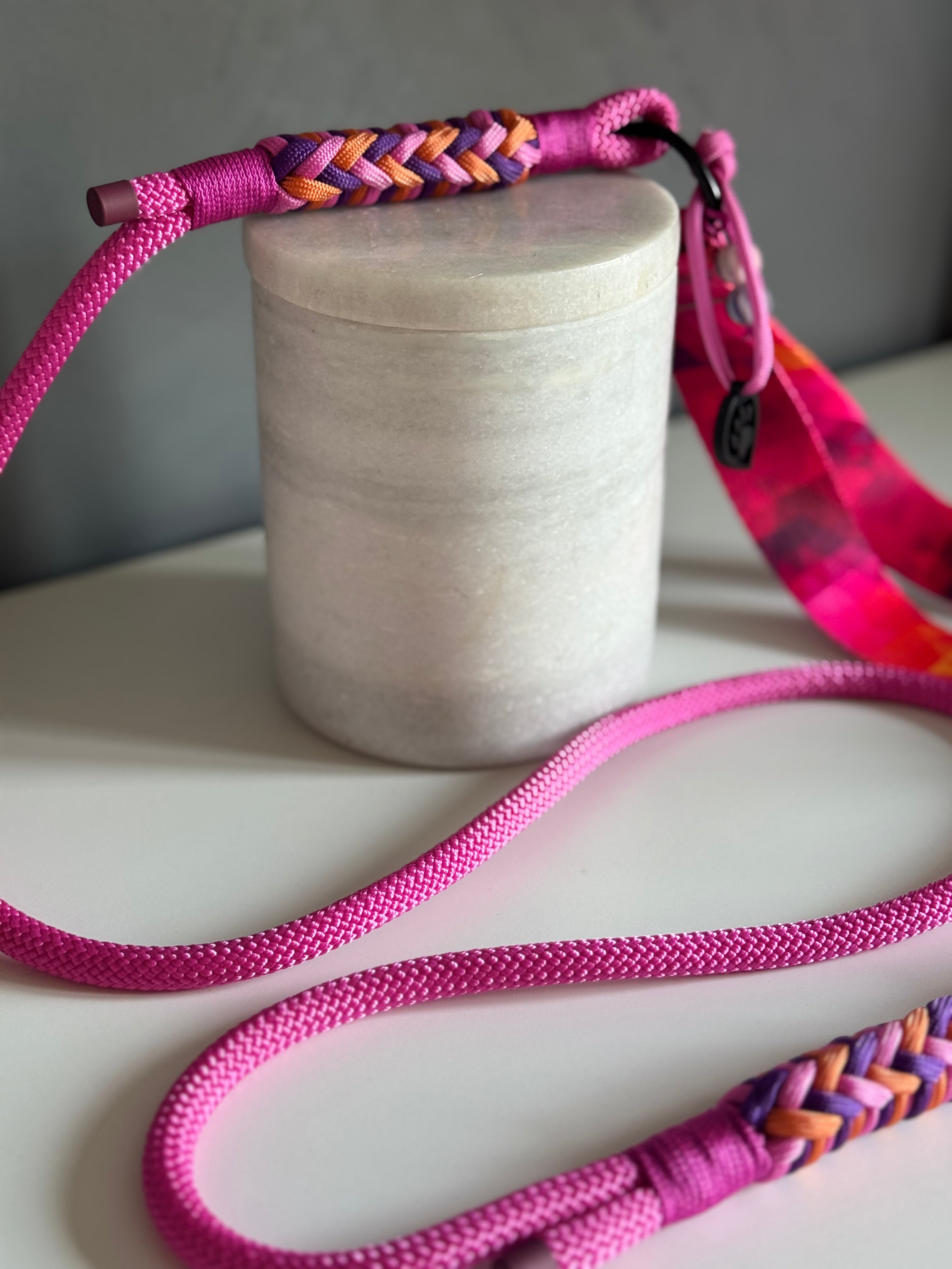 ReadyForFusion | Leash | Rope8 | Mini Triangles I