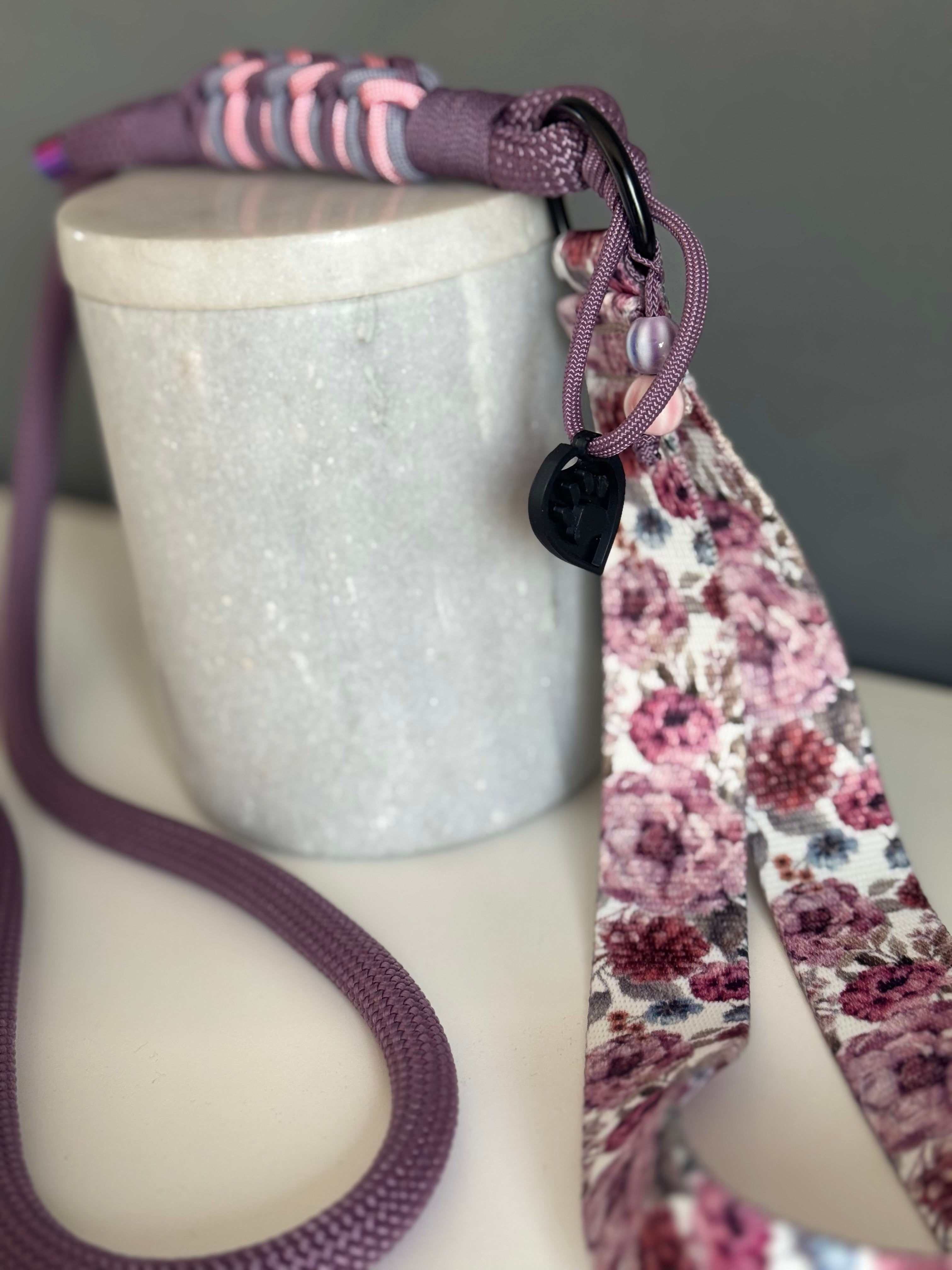 ReadyForFusion | Leash | Rope10 | Meadow III