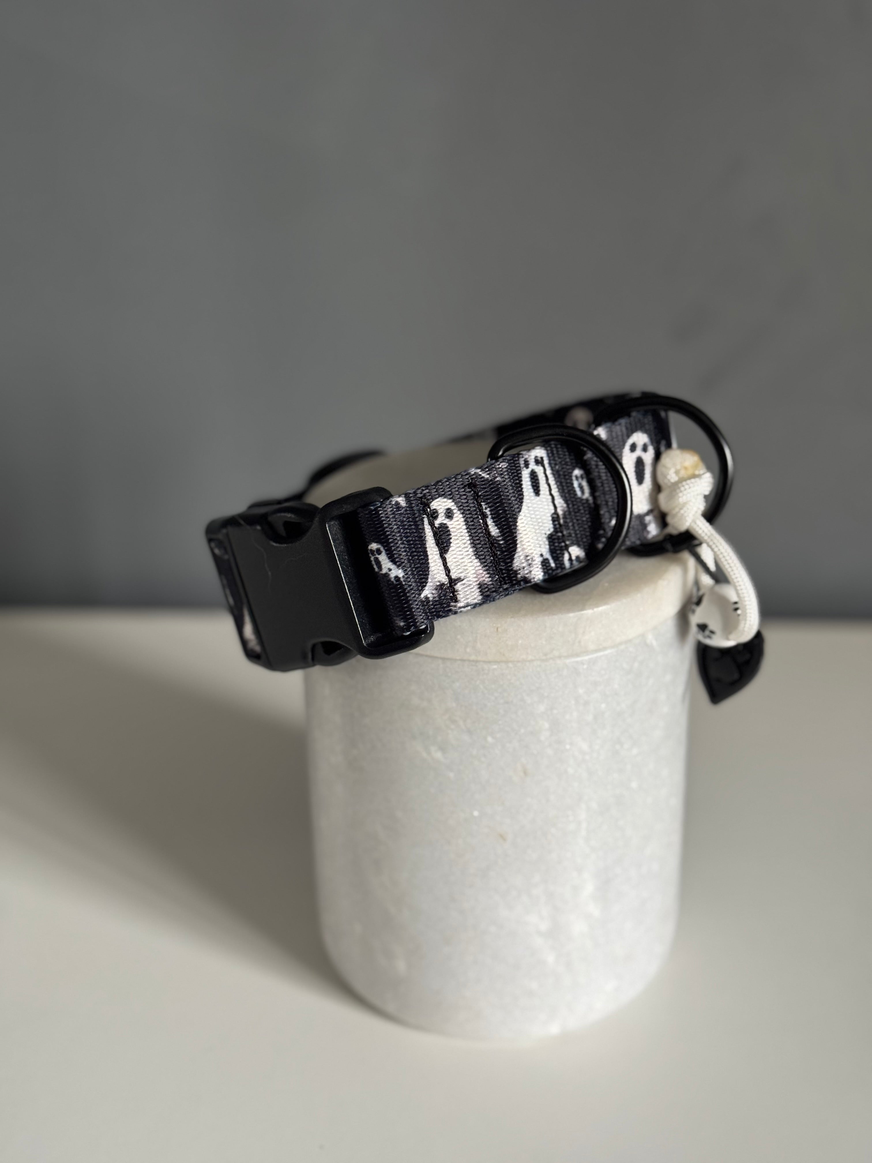 ReadyForBuckle | Collar | Ghost