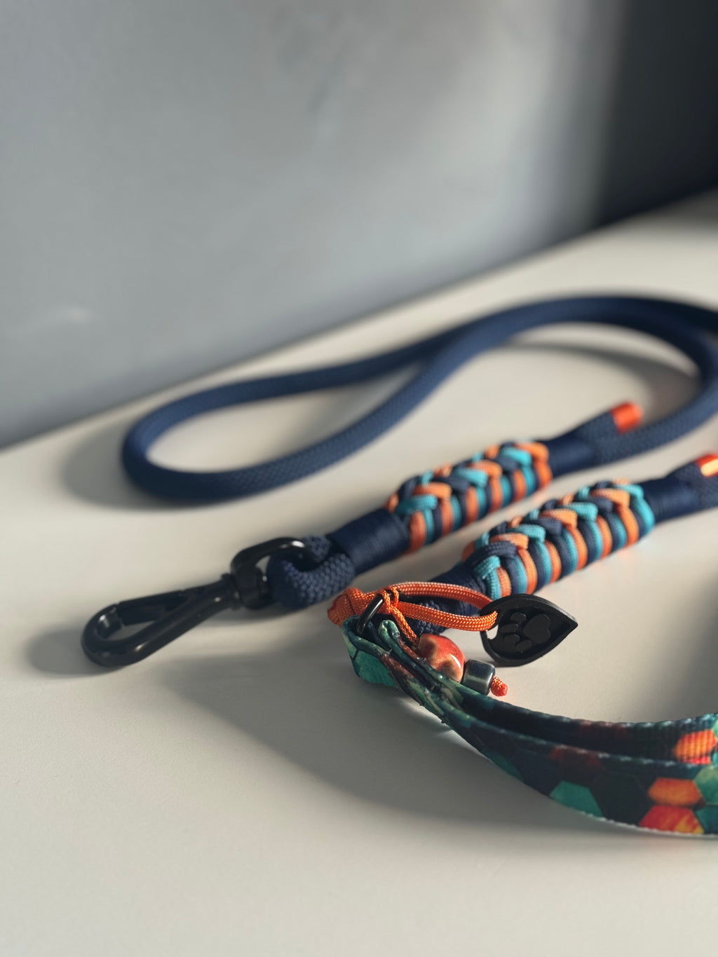 ReadyForFusion | Leash | Hexagon I