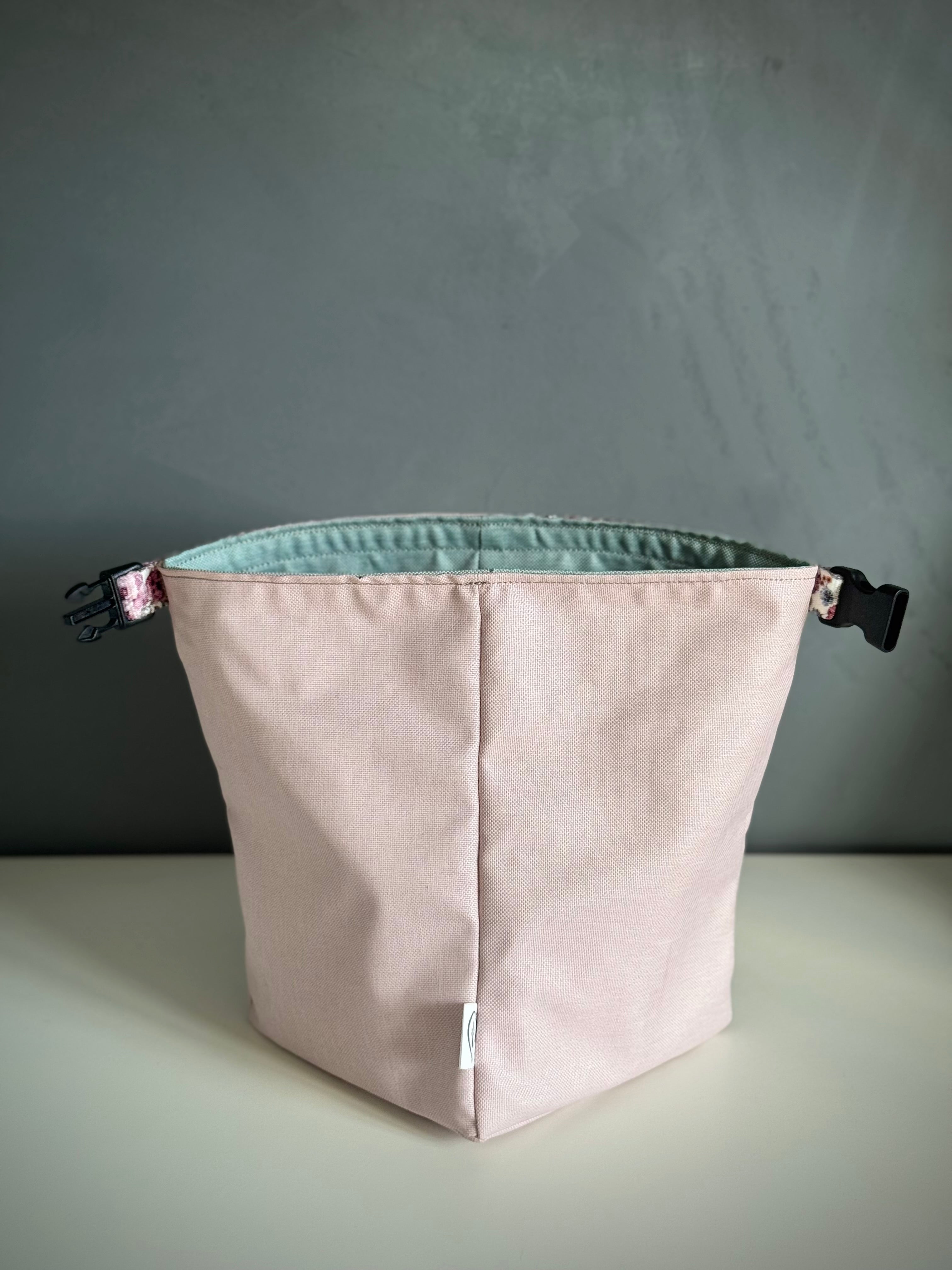 ReadyForSnack&Sniff | Pink/Turquoise