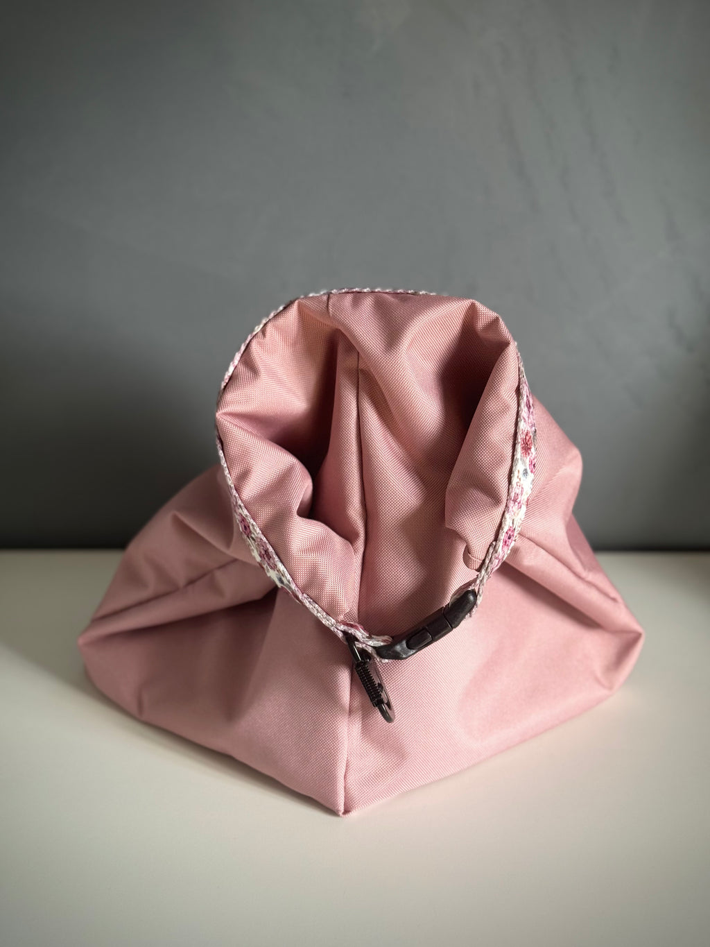 ReadyForSnack&Sniff | Pink/Grey