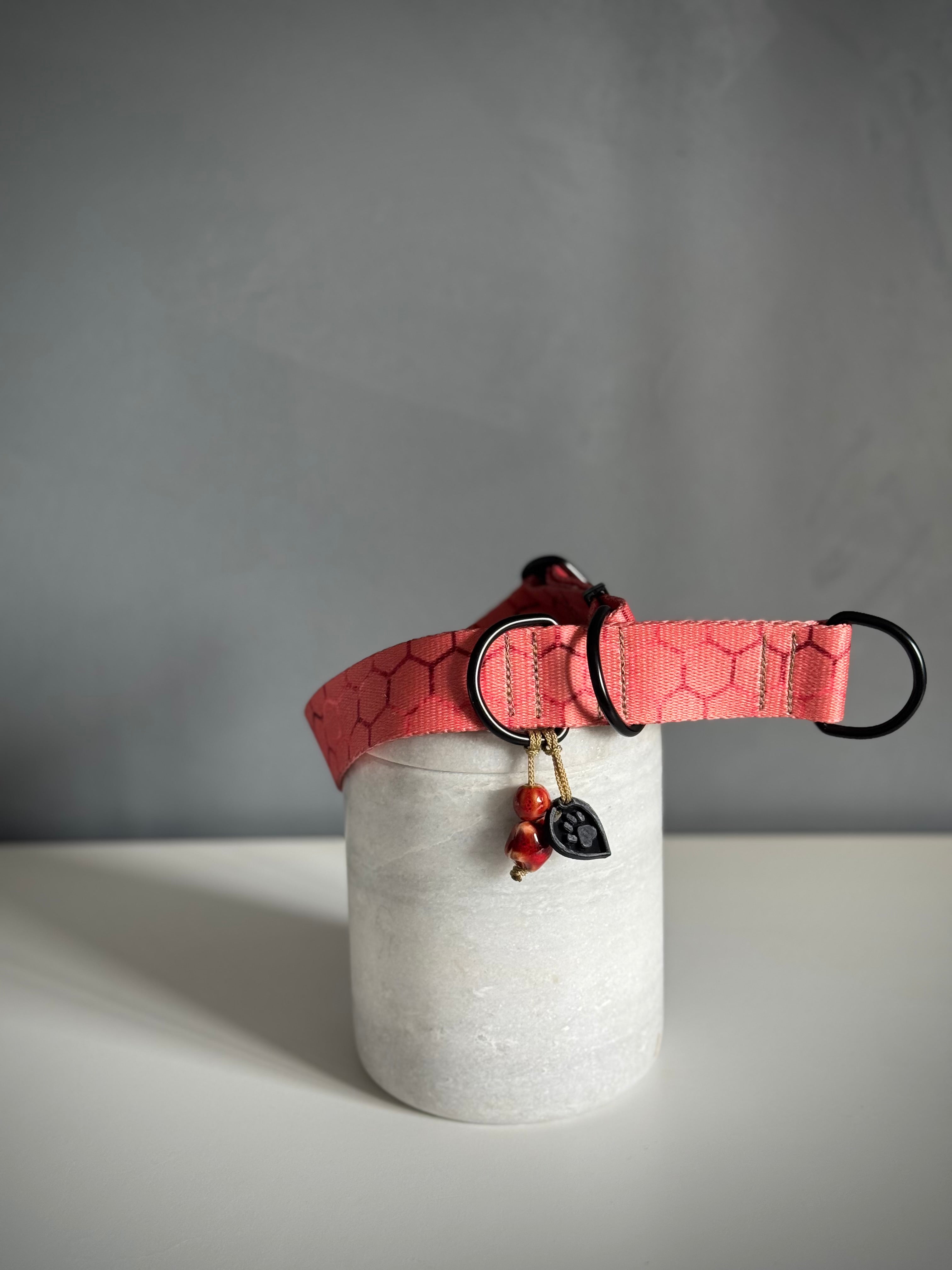 ReadyForHalf-slip | Collar | Hexagon Pink