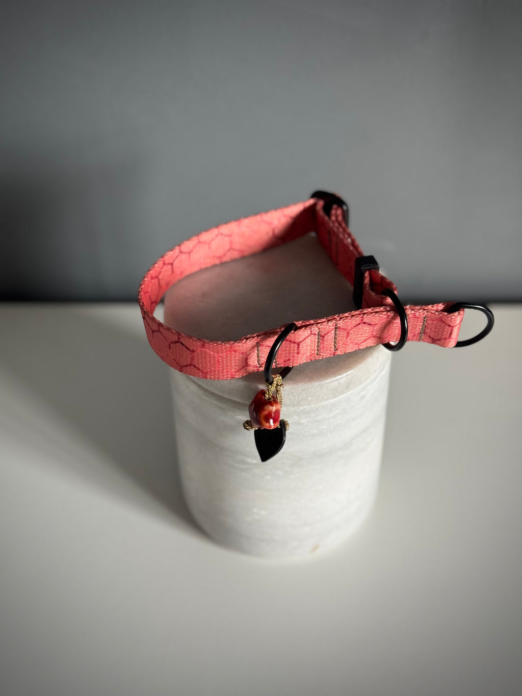 ReadyForHalf-slip | Collar | Hexagon Pink