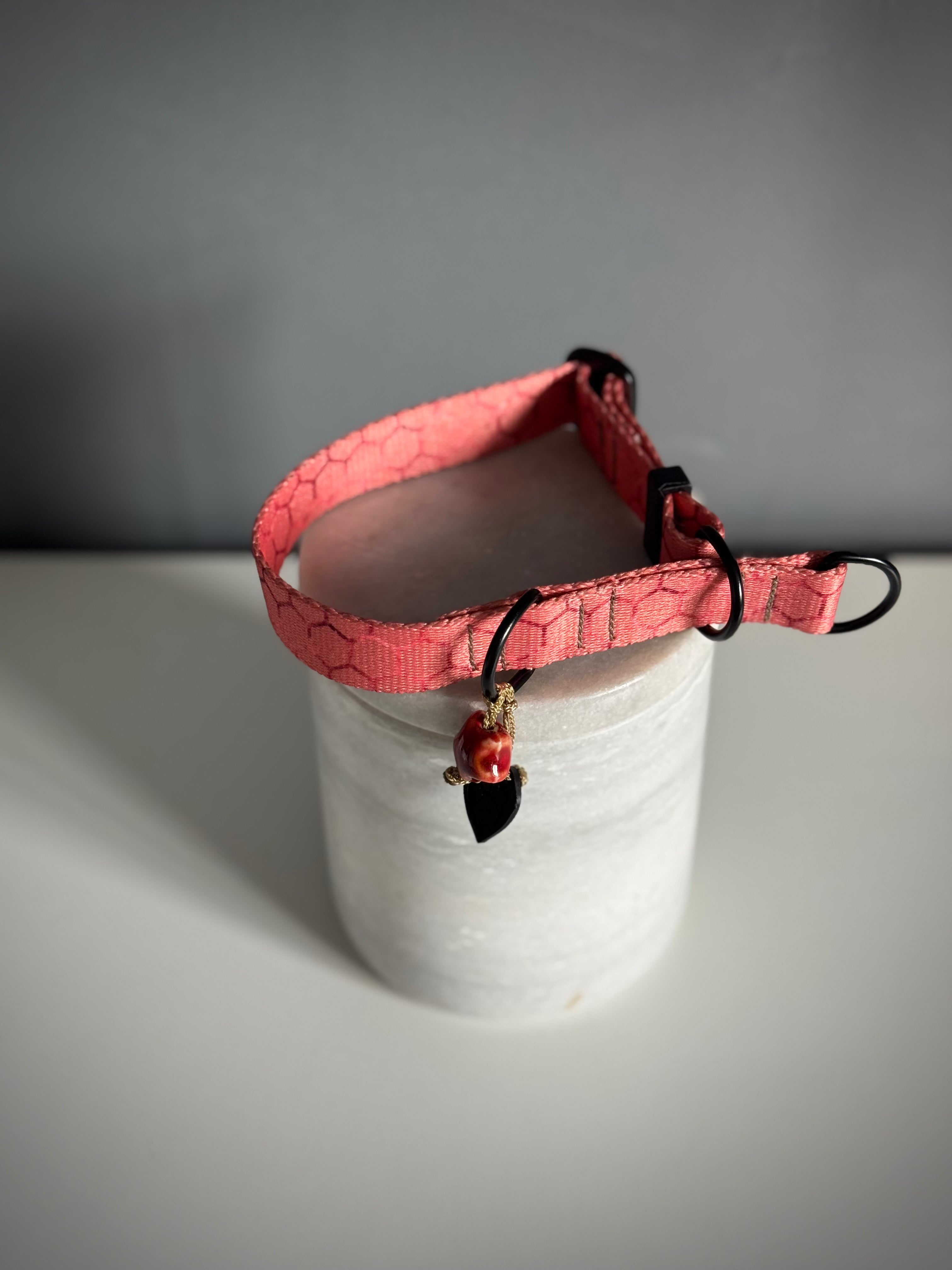 ReadyForHalf-slip | Collar | Hexagon Pink