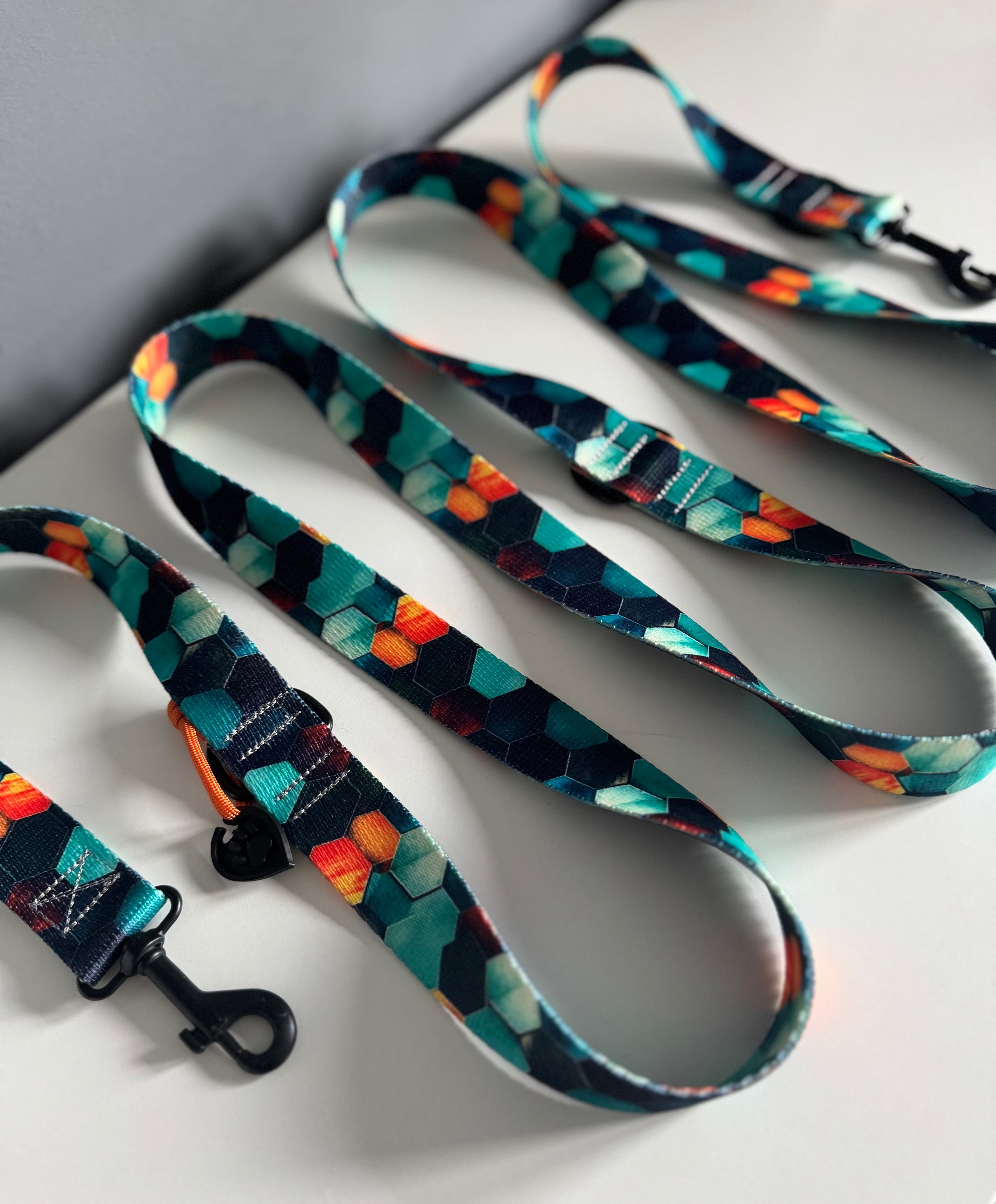 ReadyFor3 | Multifunctional  Leash | Hexagon
