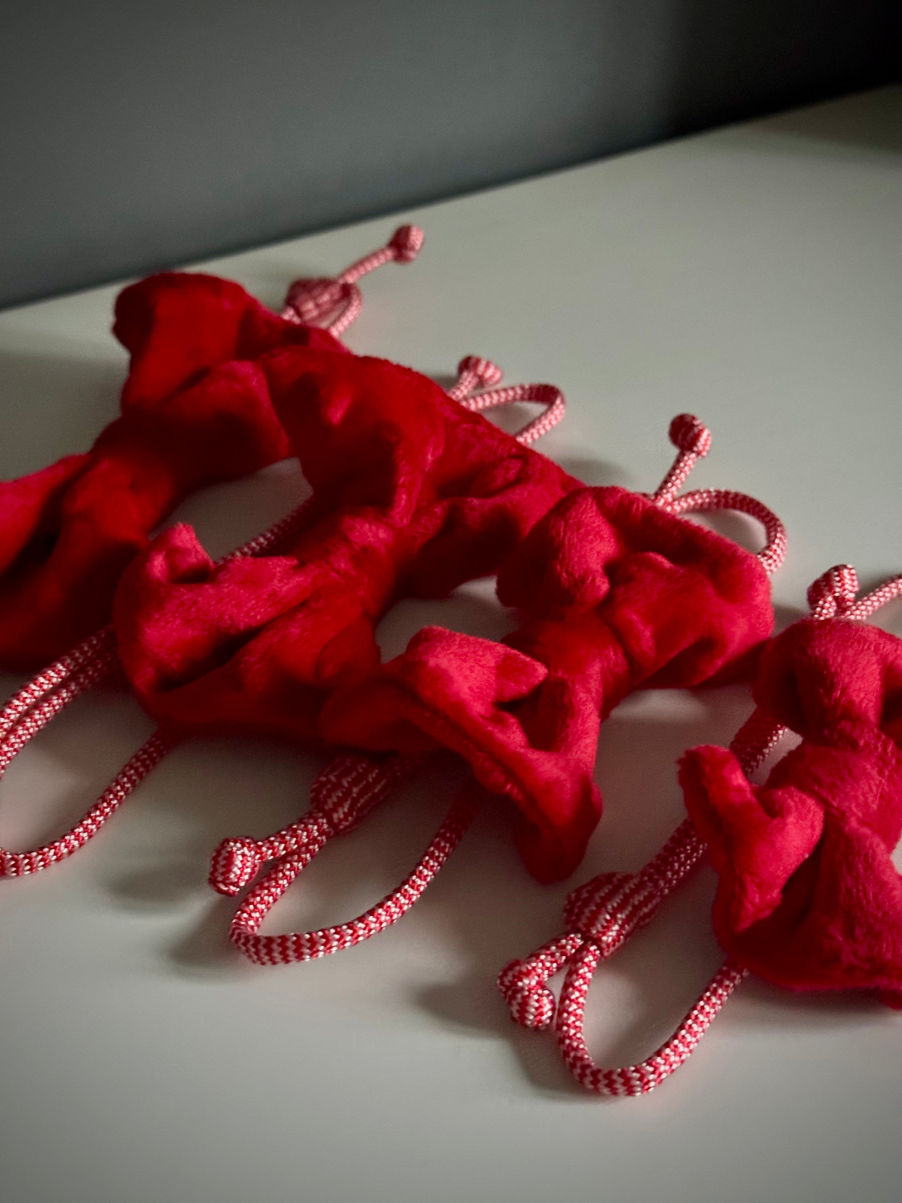 ReadyForBowTie | Dot Red