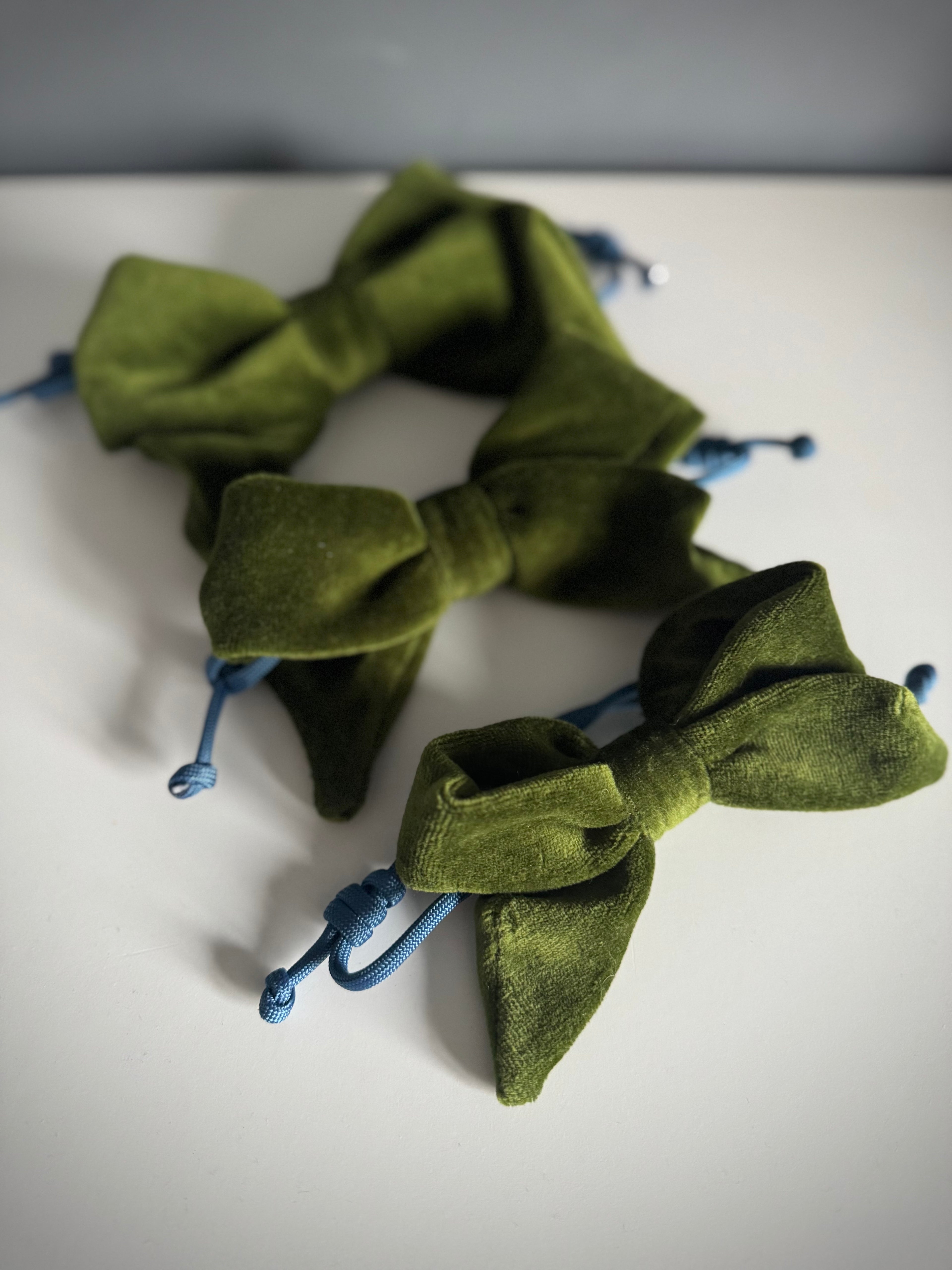 ReadyForBowTie | Velvet Green/Blue