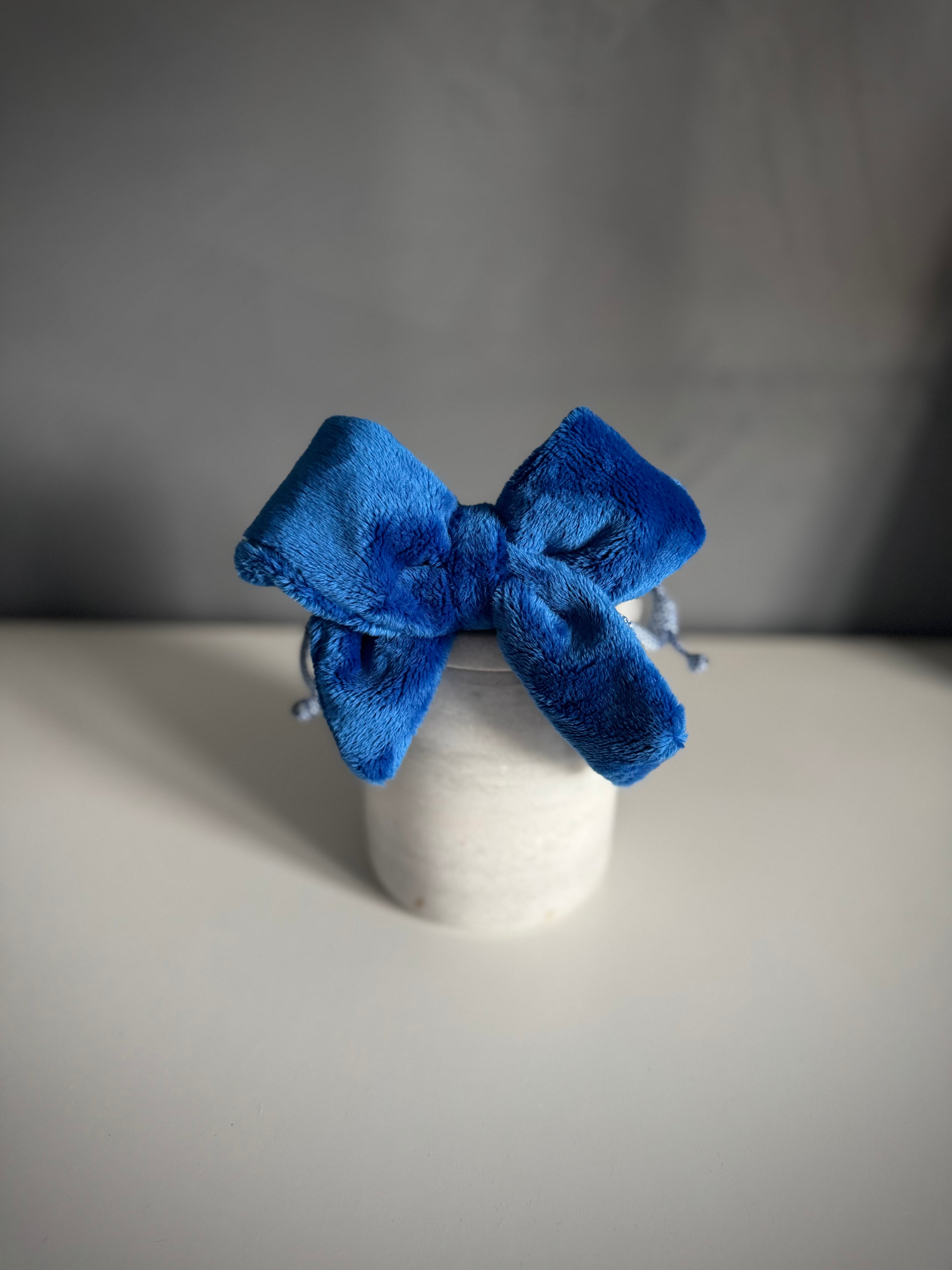 ReadyForBowTie | Fluff Blue