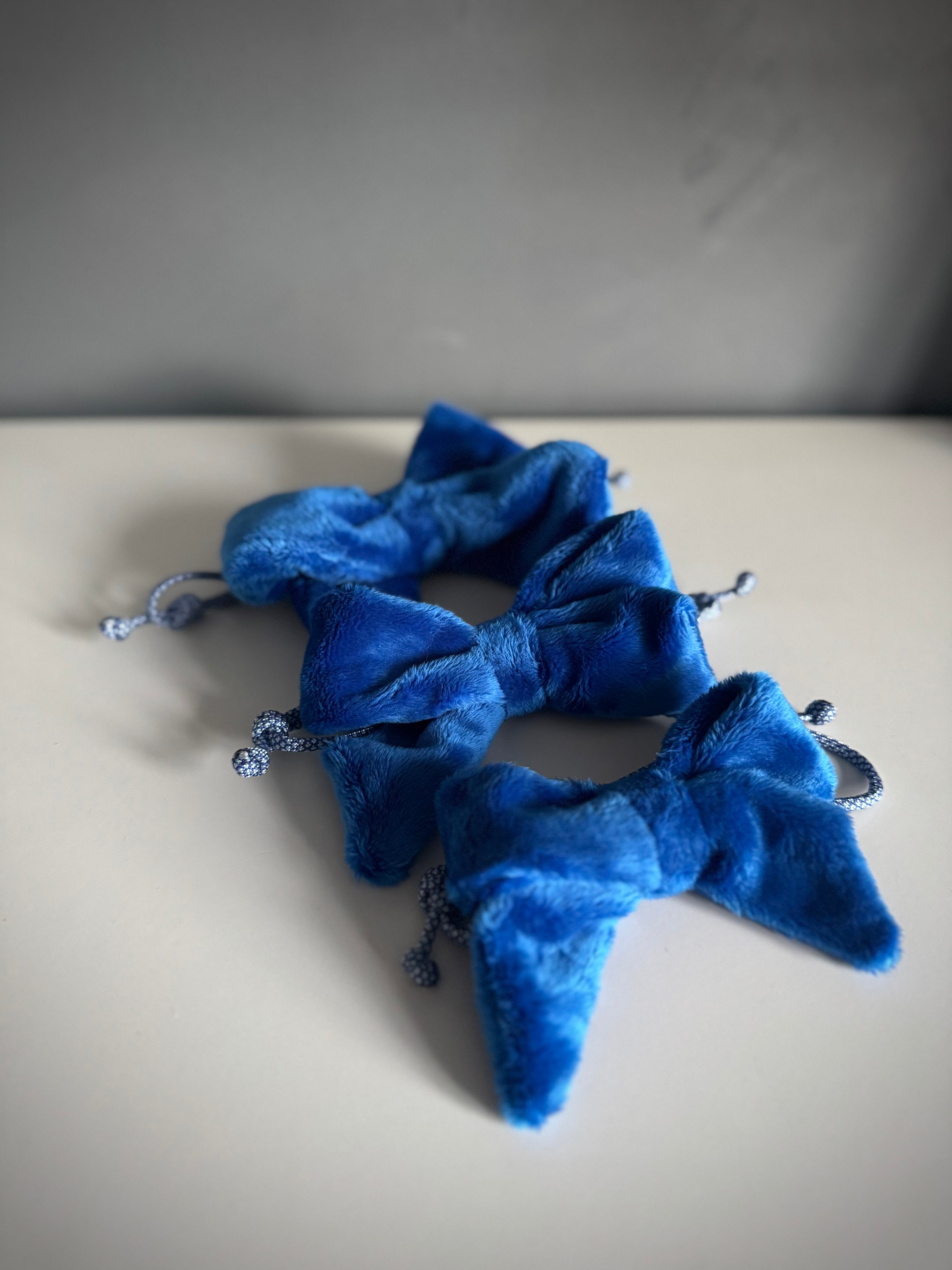 ReadyForBowTie | Fluff Blue