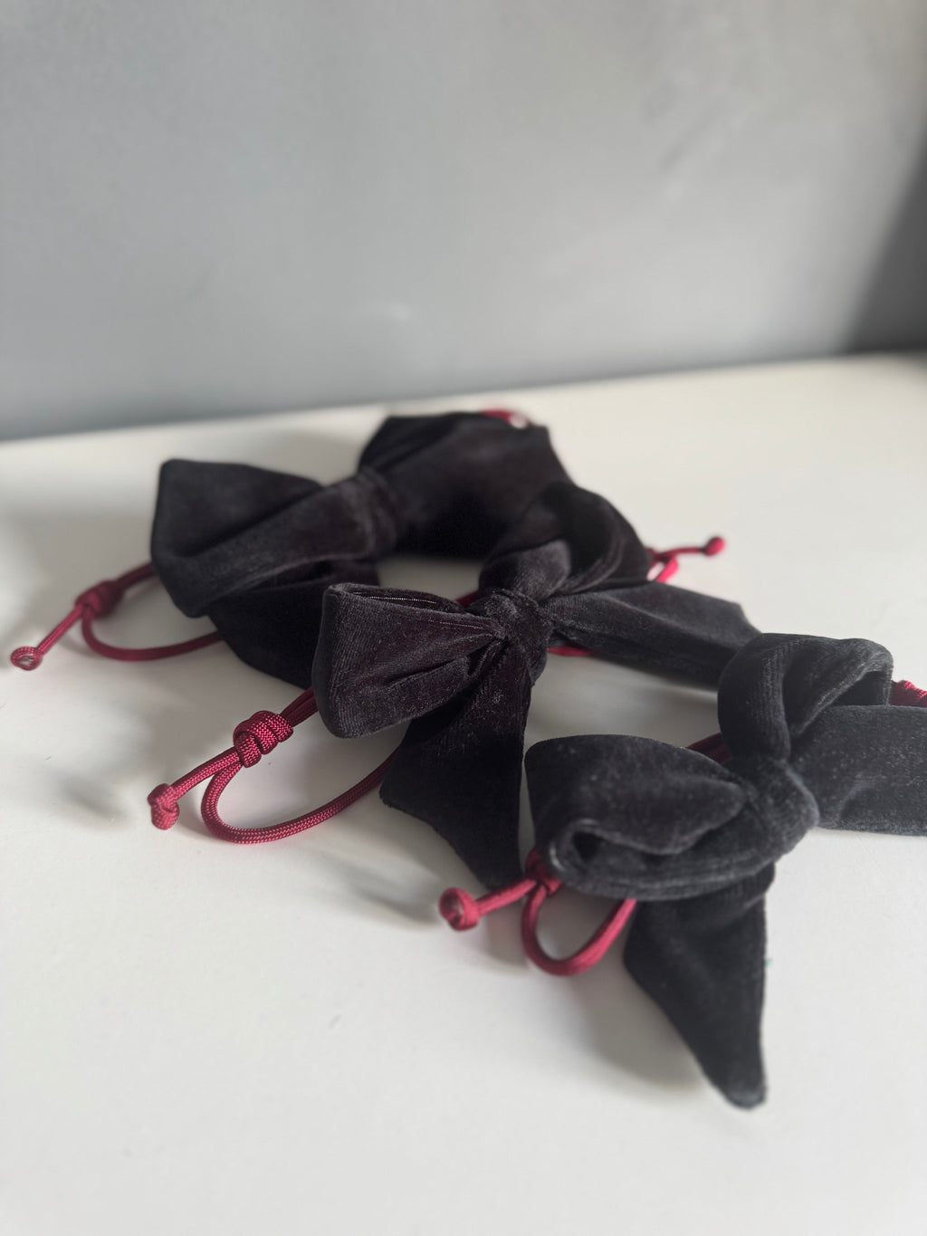 ReadyForBowTie | Velvet Black/Green/Burgundy