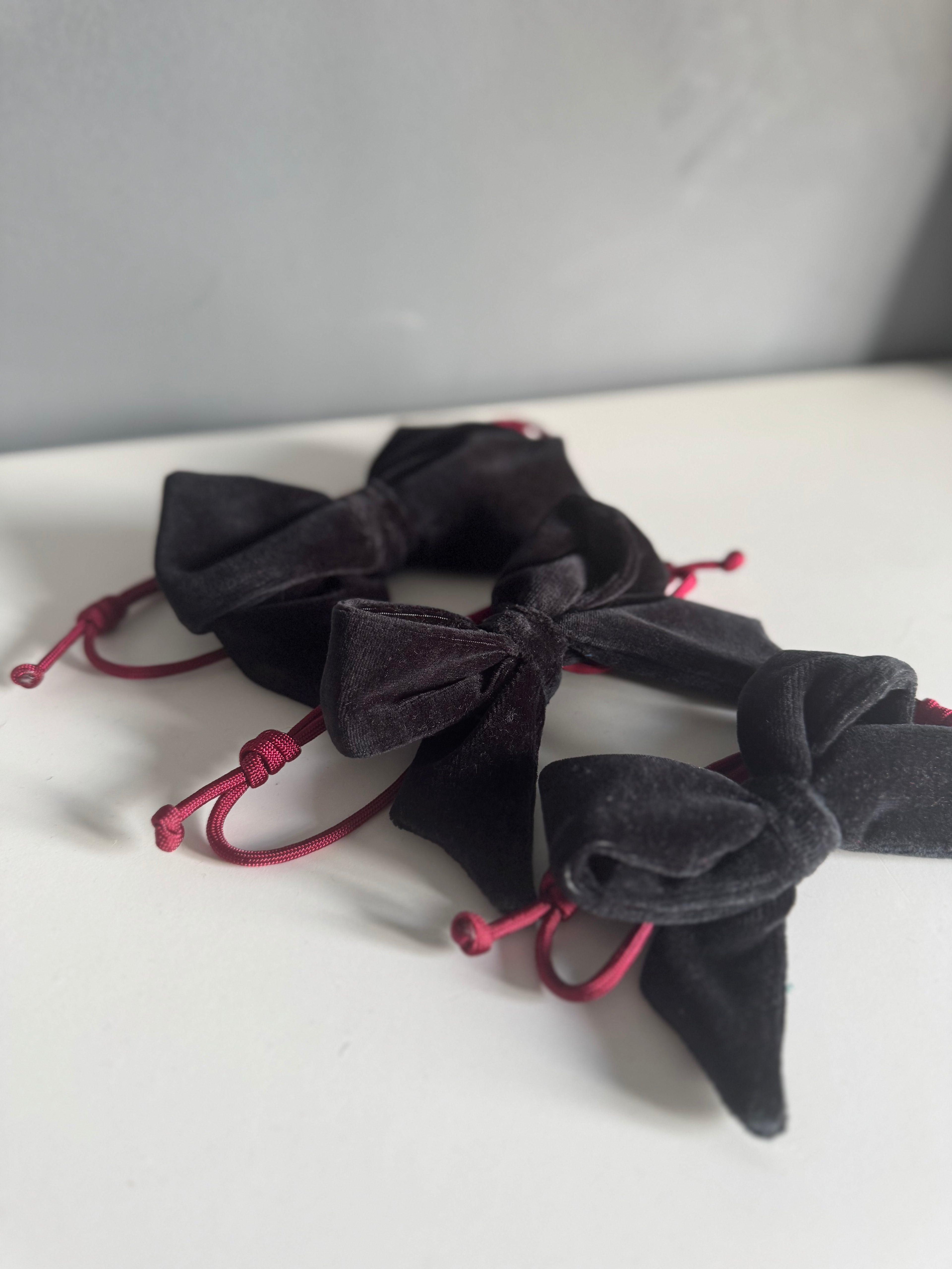 ReadyForBowTie | Velvet Black/Green/Burgundy