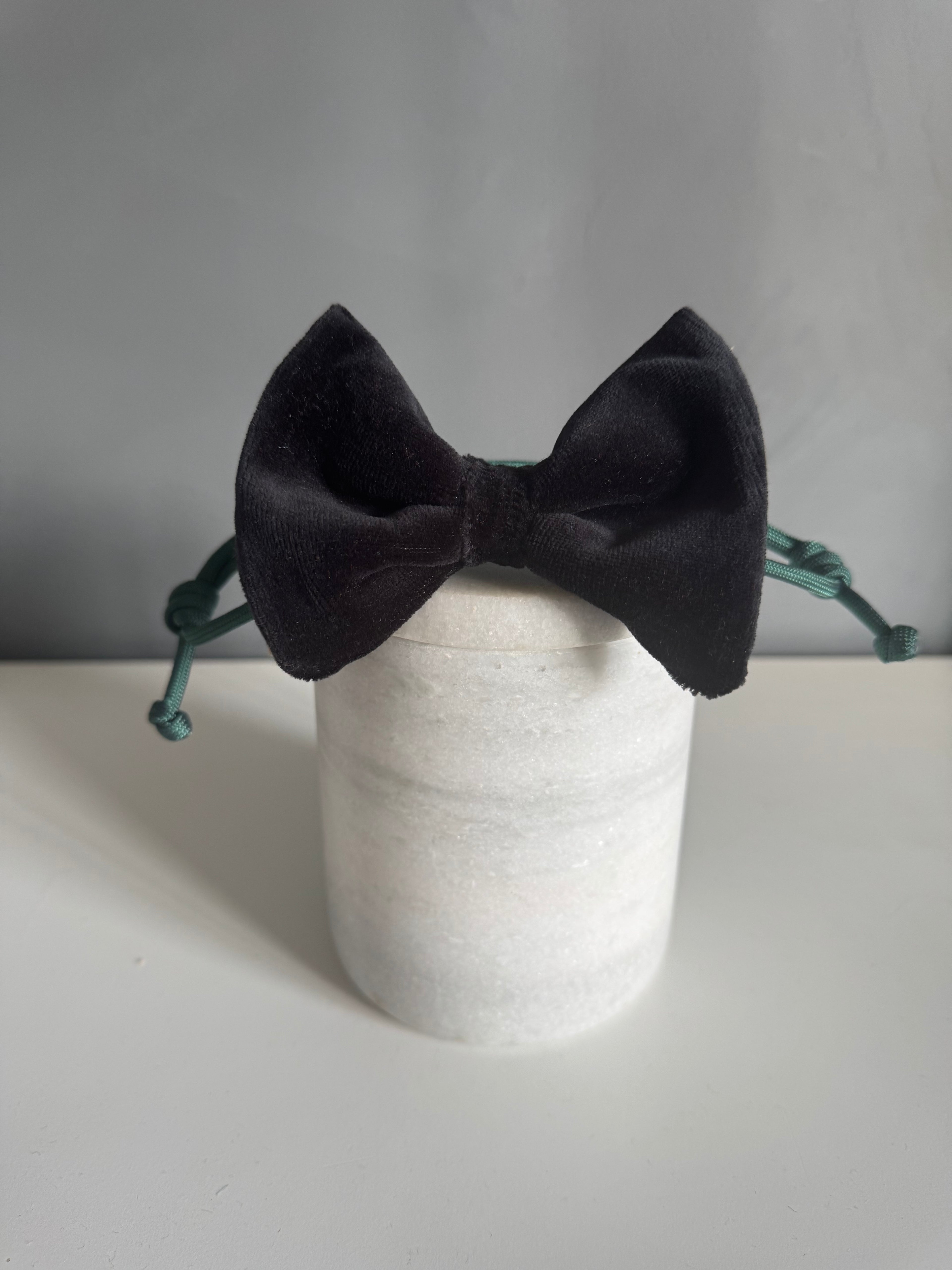 ReadyForBowTie | Velvet Black/Green/Burgundy