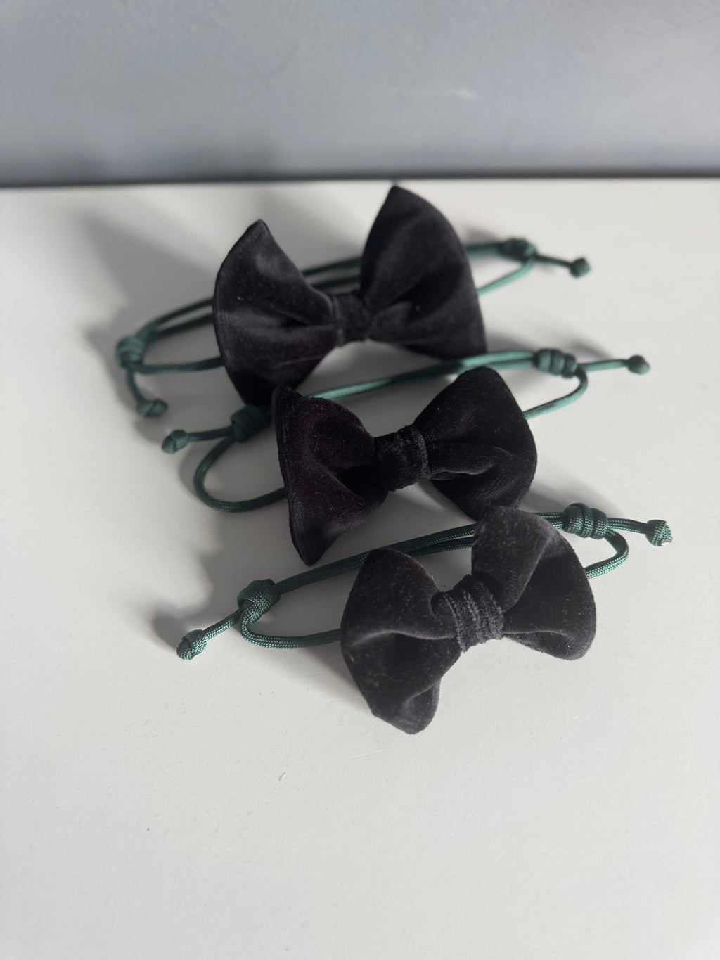 ReadyForBowTie | Velvet Black/Green/Burgundy