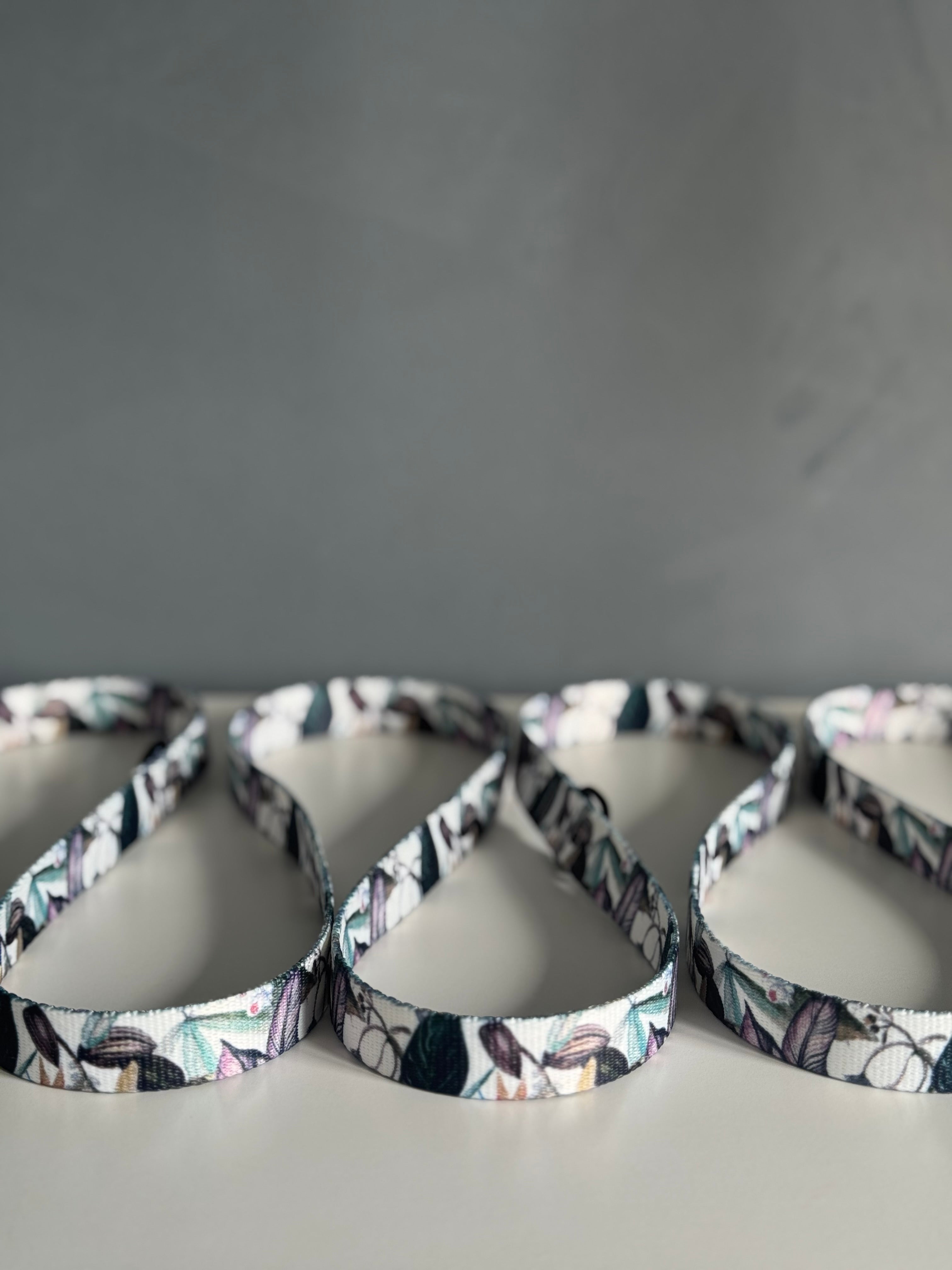 ReadyFor3 | Multifunctional Leash | Banana Tree