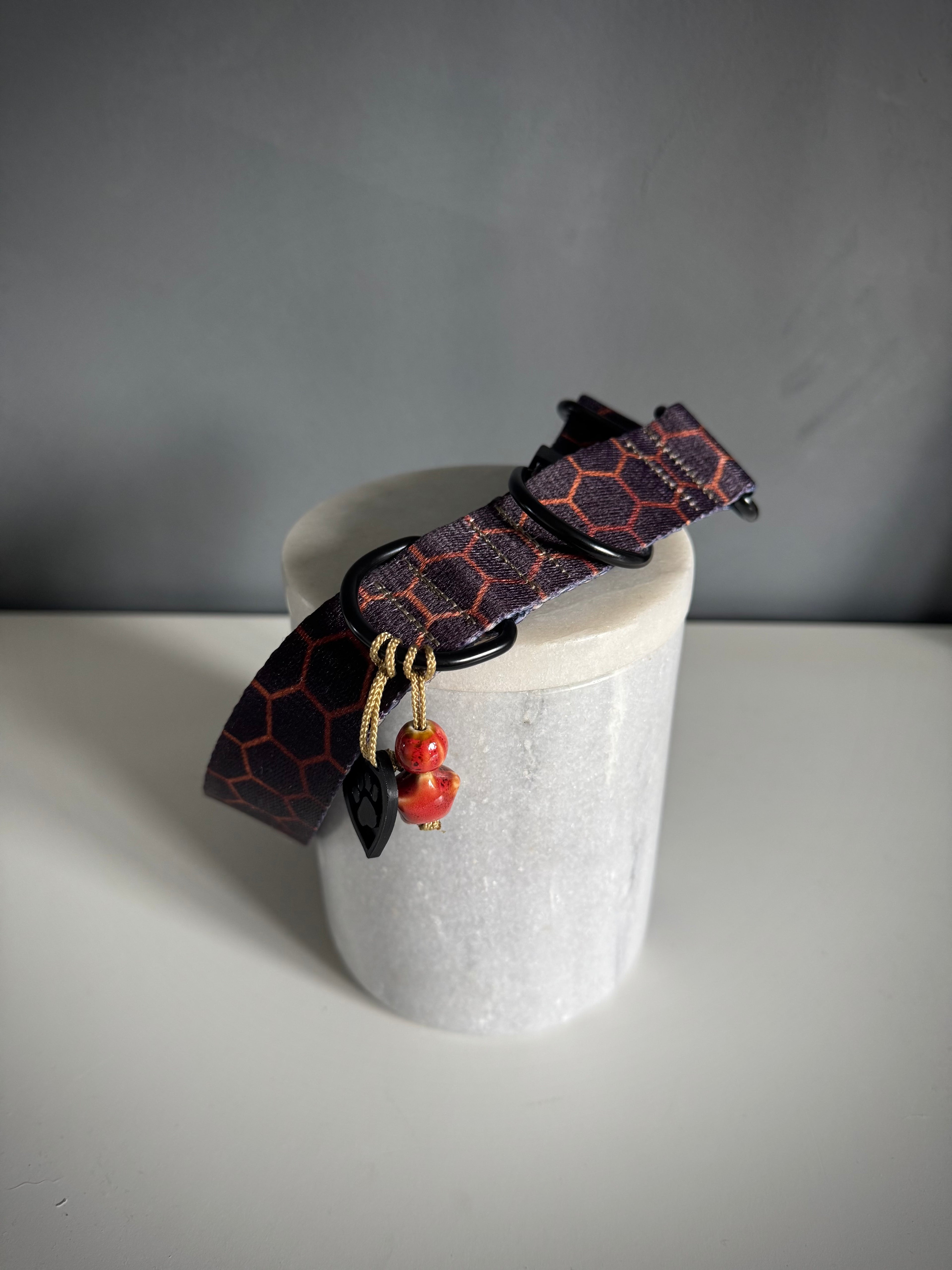 ReadyForHalf-slip | Collar | Hexagon Navy