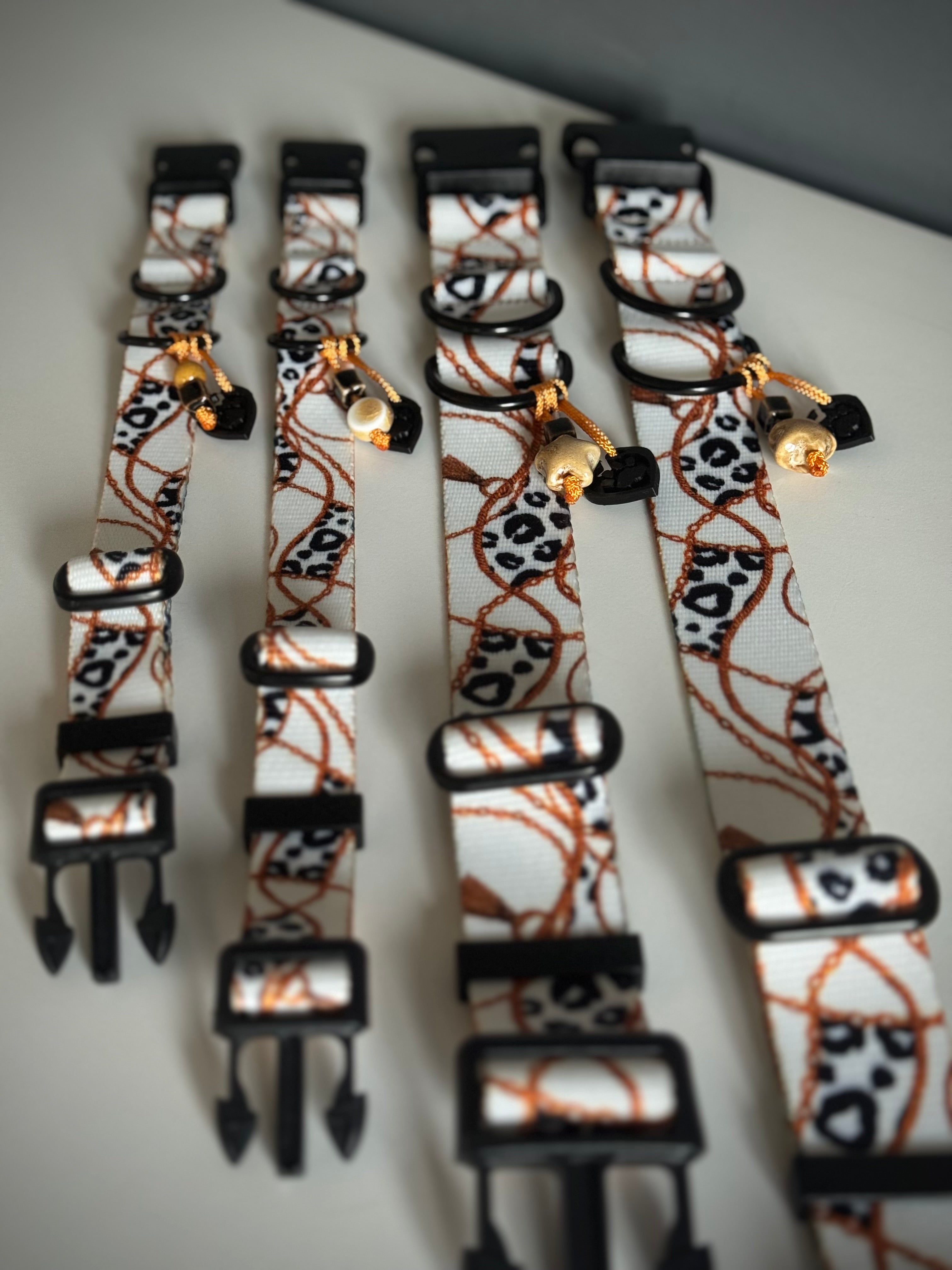 ReadyForBuckle | Collar | Chain