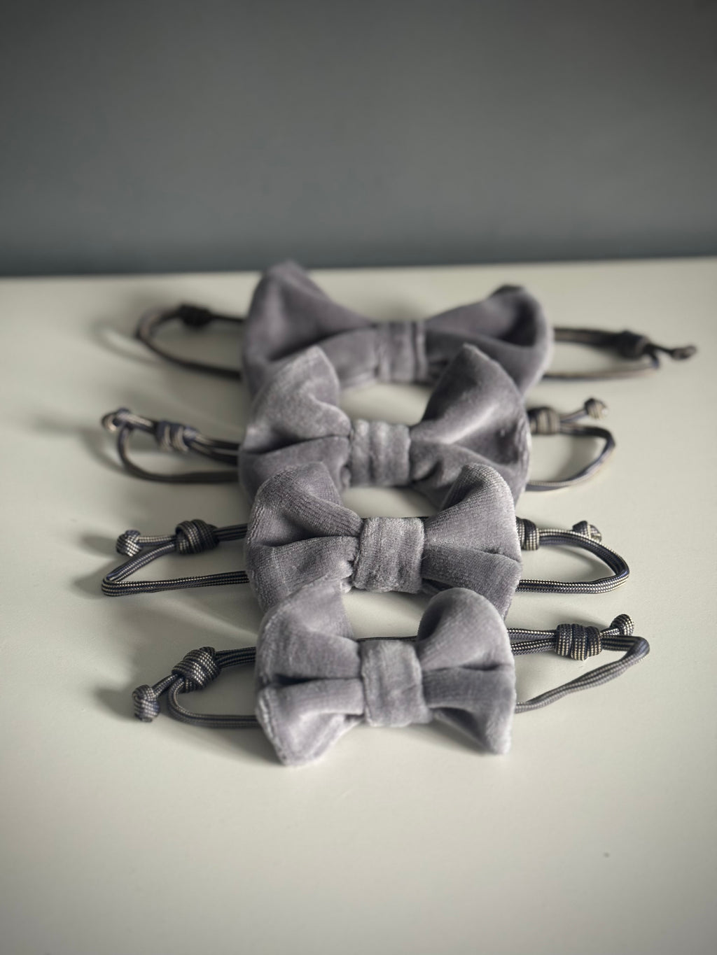 ReadyForBowTie | Velvet Grey/Pink