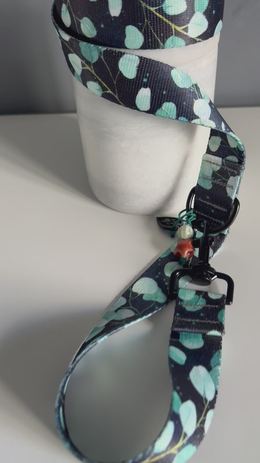ReadyFor3 | Multifunctional Leash | Eucalyptus